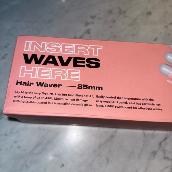 NWT INH Triple Barrel Hair Waver - Picture 5 of 5